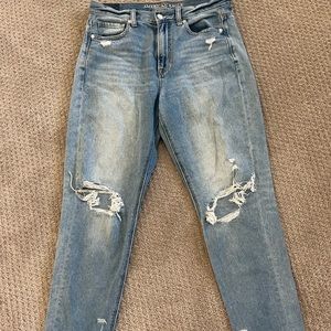 American Eagle ripped mom jeans